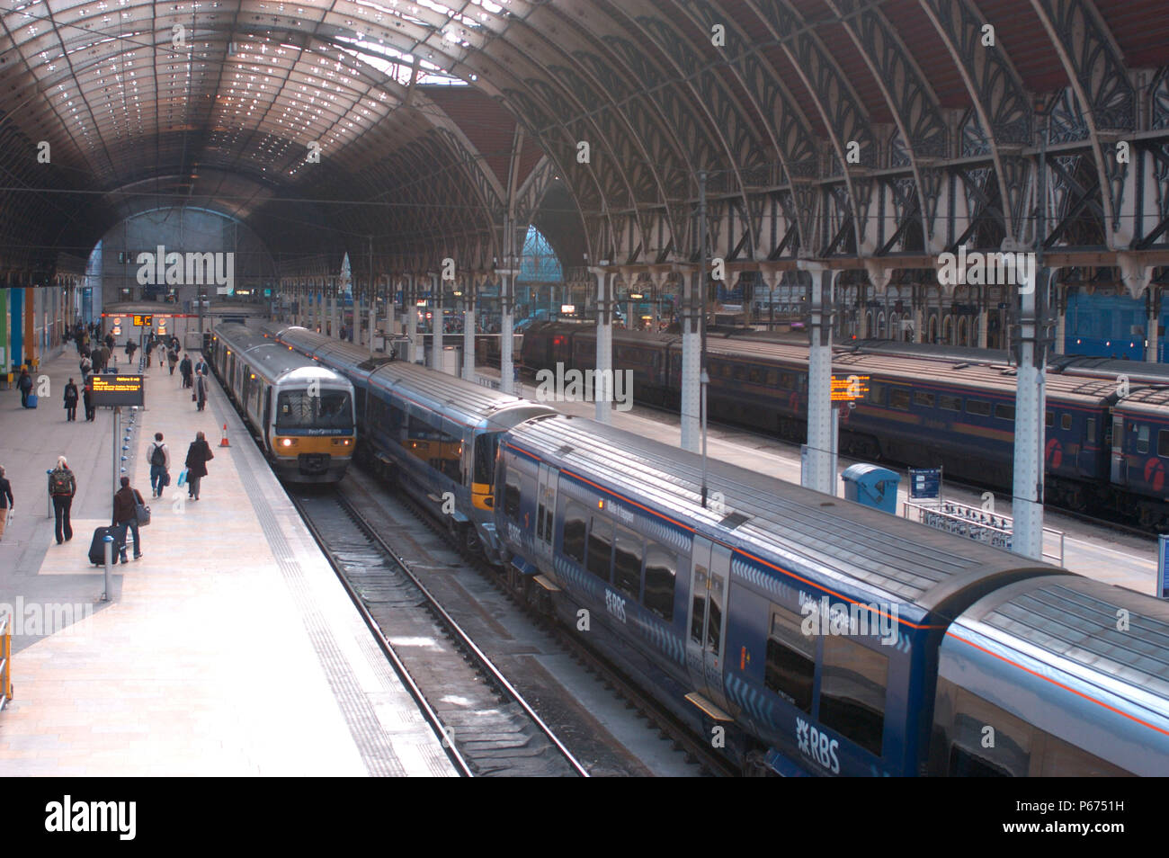 The Great Western Railway. Paddington Station. View from station footbridge looking under trainshed with Great Western link service to left and Heathr Stock Photo