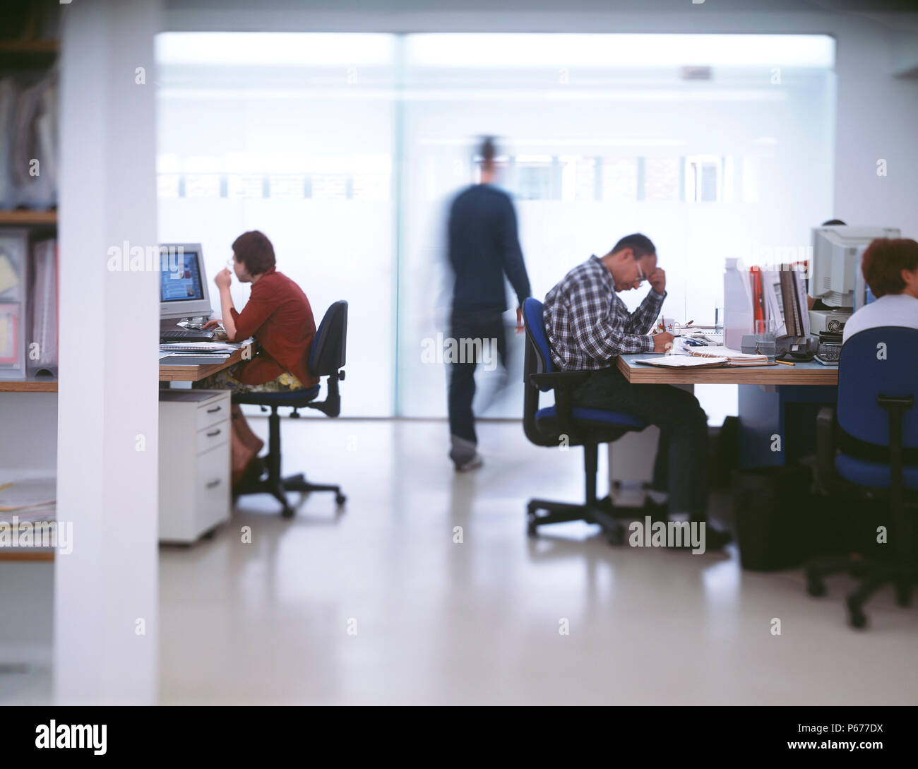 Modern office space hi-res stock photography and images - Alamy