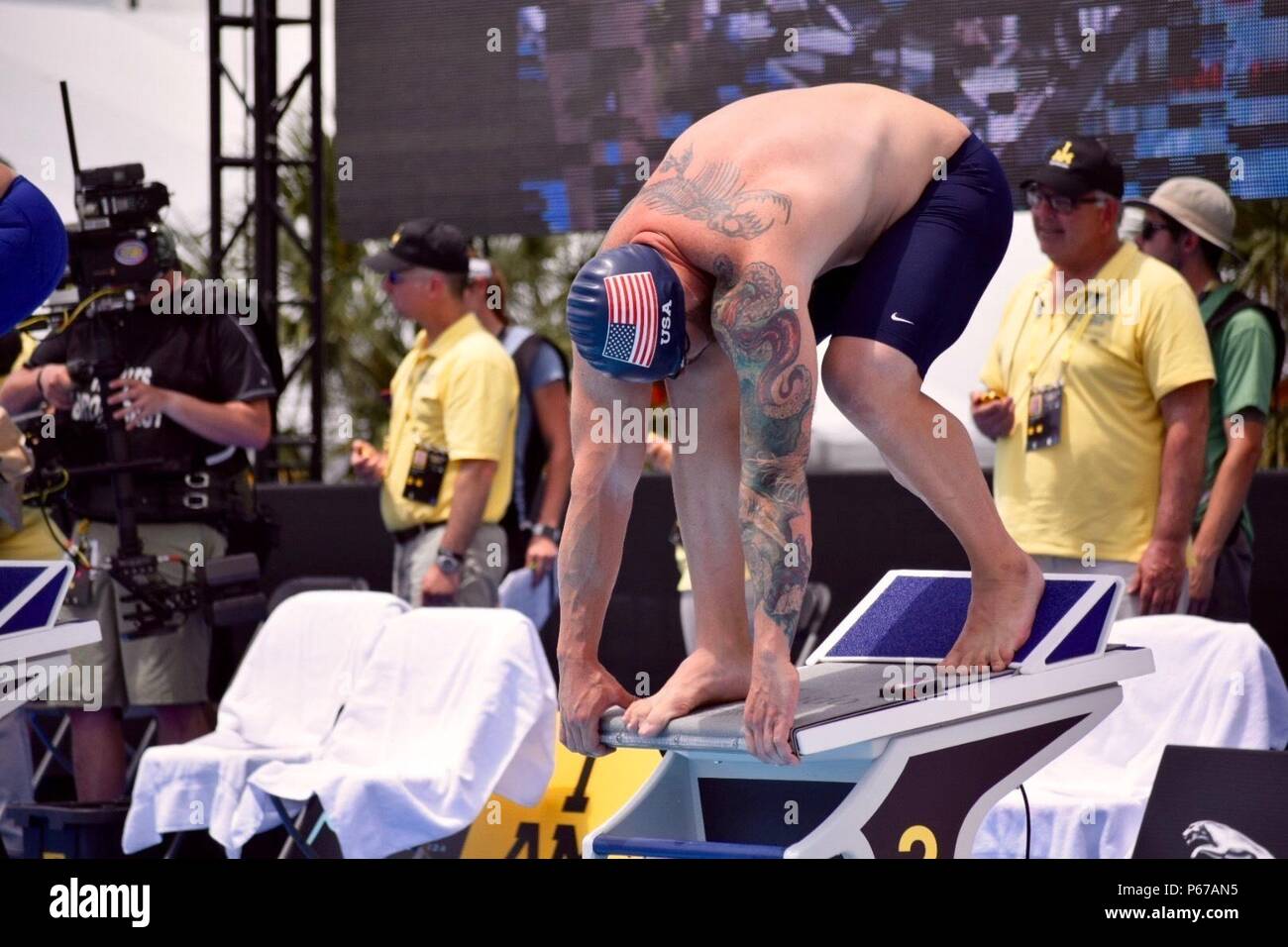 Navy Electrician's Mate 3rd Class (ret.) Michael Roggio prepares to(01)