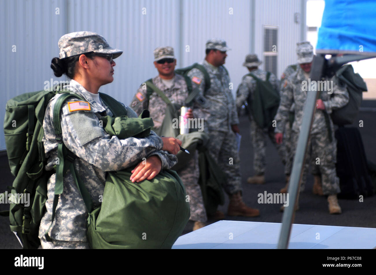 777th aviation support battalion hi-res stock photography and images ...