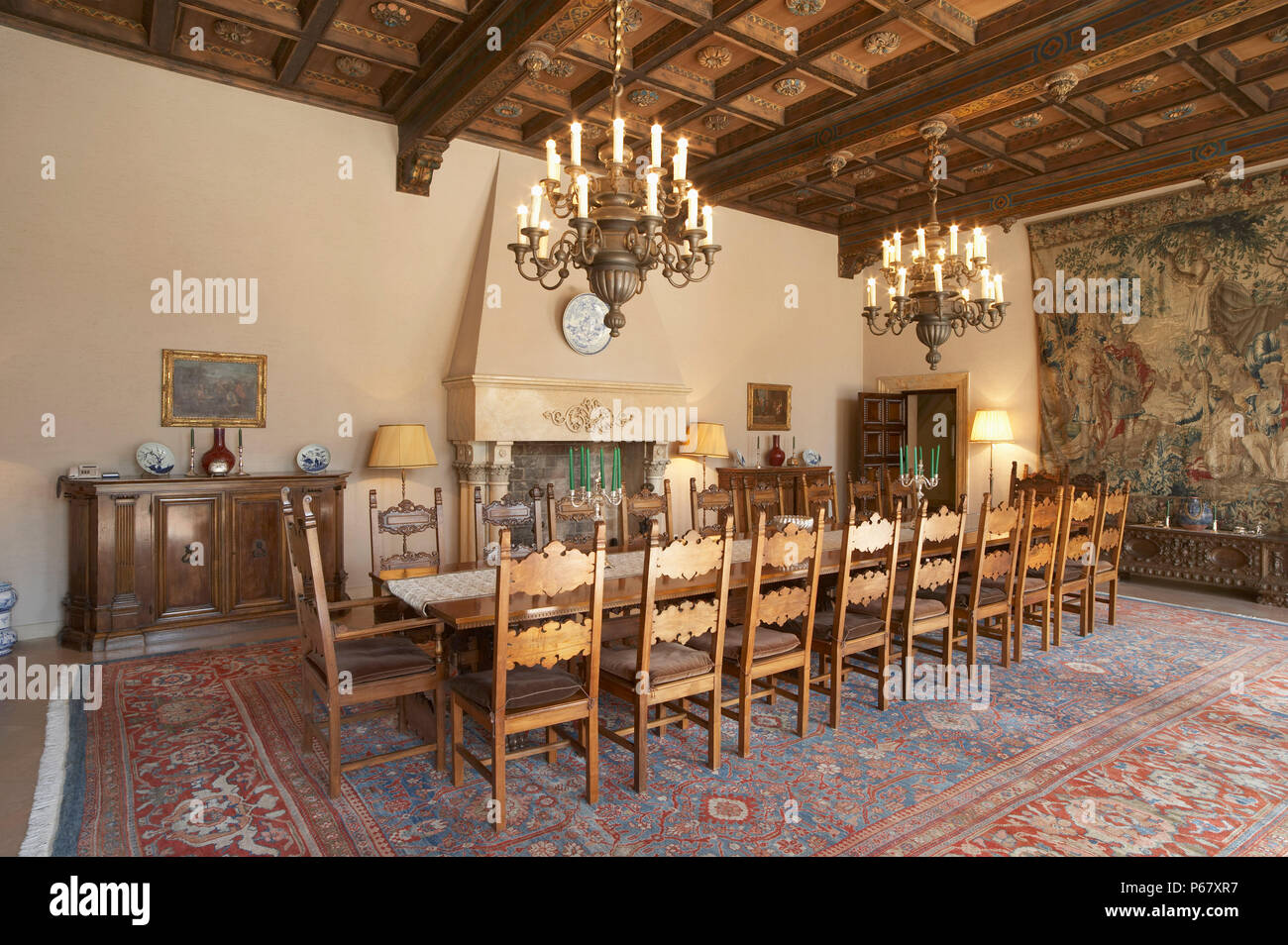 Dining Room, Royal White Palace, Belgrade, Serbia Stock Photo - Alamy