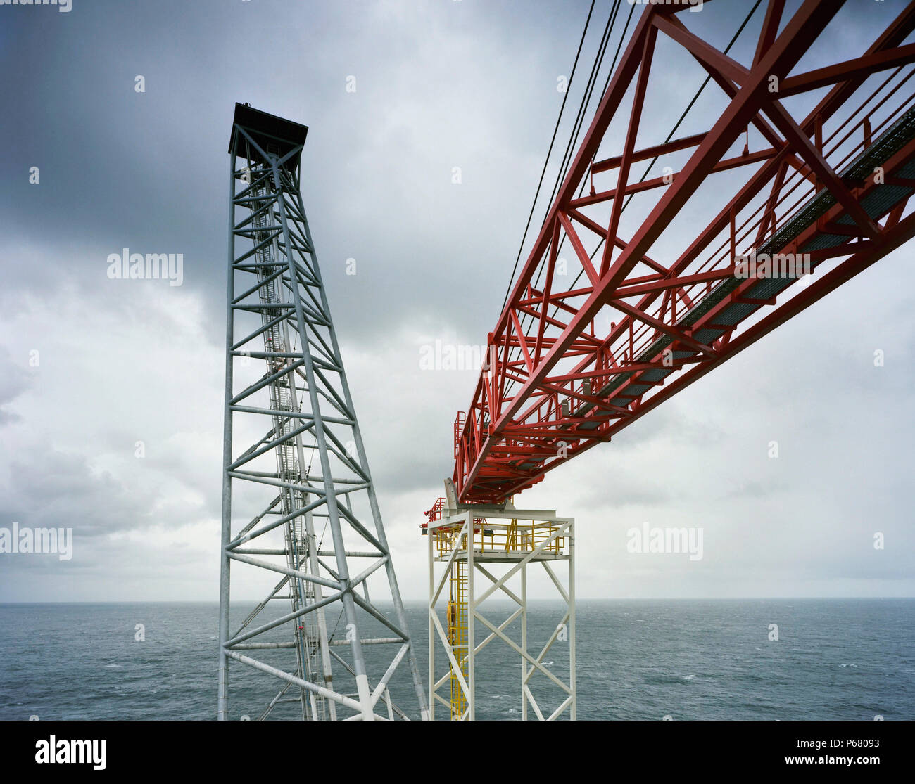 Troll A platform built by Norwegian Contractors for Norske Shell, Norway,  North Sea. The Troll A platform has an overall height of 472 metres and  weig Stock Photo - Alamy