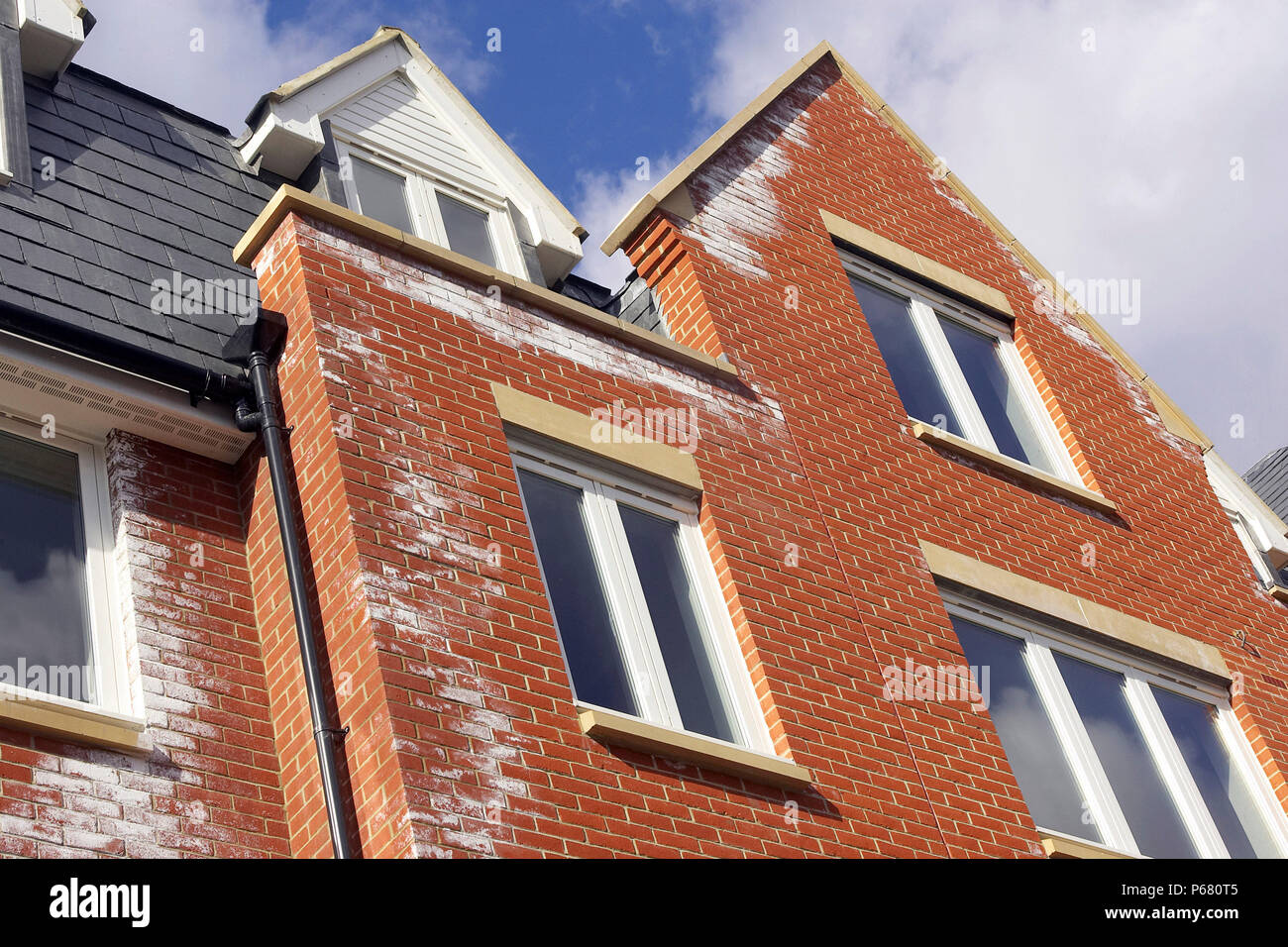 How To Remove The White Deposit On Red Bricks at kopperbera Blog