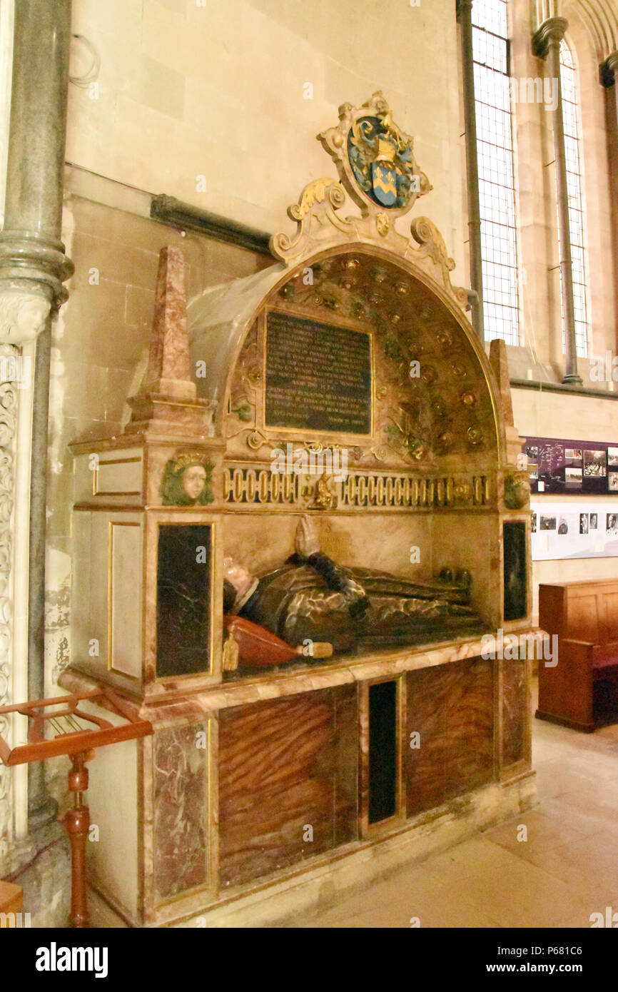Tomb of Edmund Plowden, Treasure of the Temple Church from 1561 to 1570. Temple Church consecrated in 1185, City of London, England. Stock Photo