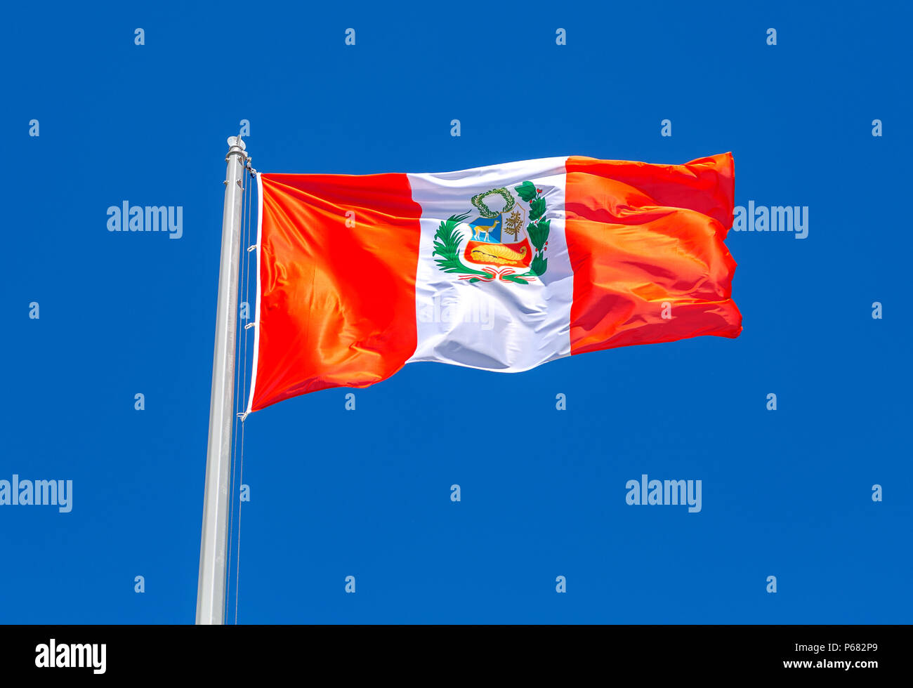 Peruvian flag waving hires stock photography and images Alamy