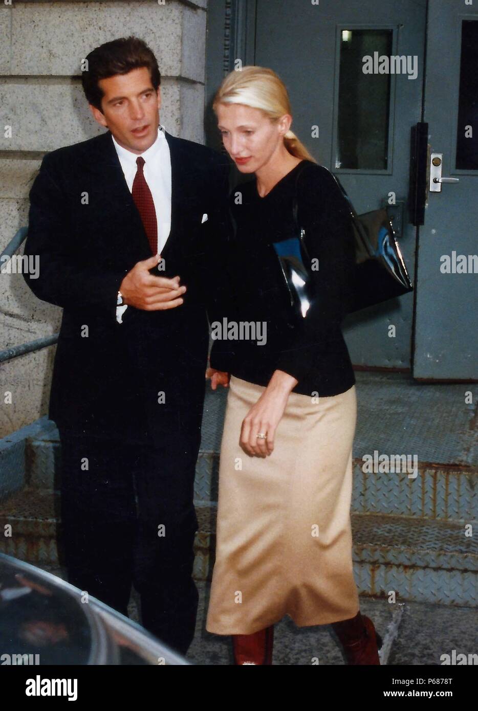 John Kennedy & wife Carolyn Bessette 1996 Photo By John Barrett ...