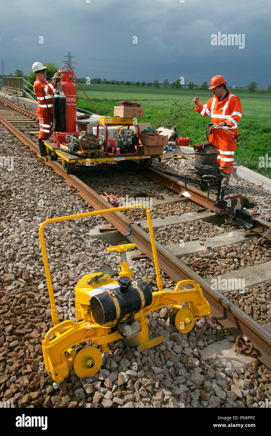 Rail grinder hires stock photography and images Alamy