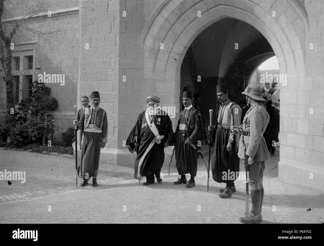 Photograph of Jacob Meir (1856-1939) a Sephardic chief rabbi under the British Mandate leaving the Government House following a meeting with the High Commissioner of Palestine. Dated 1930 Stock Photo