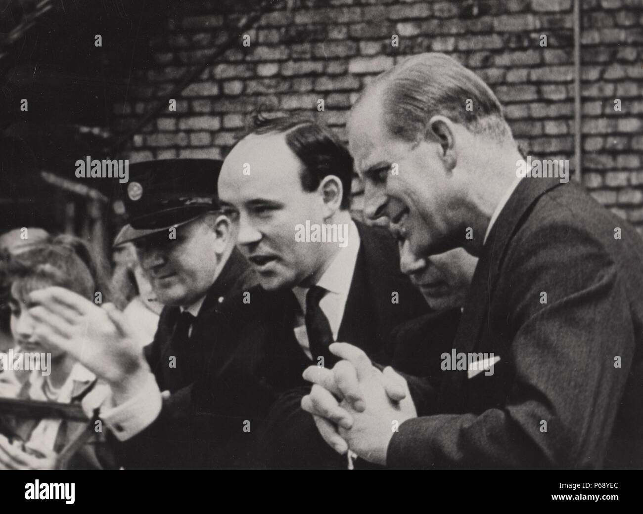 Desmond Morris with Prince Philip at the London Zoo, 1960. Stock Photo