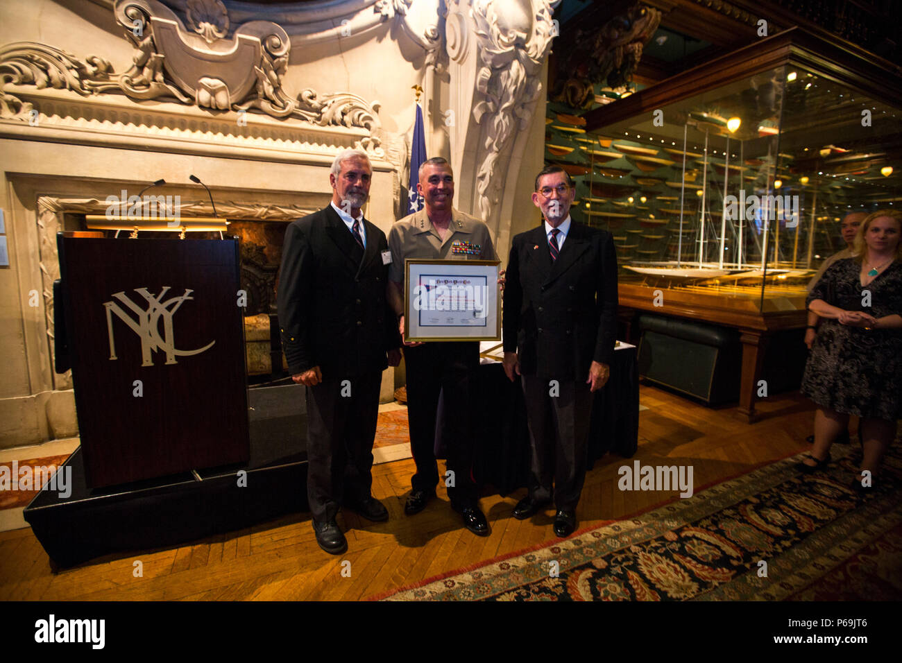 naples yacht club dress code