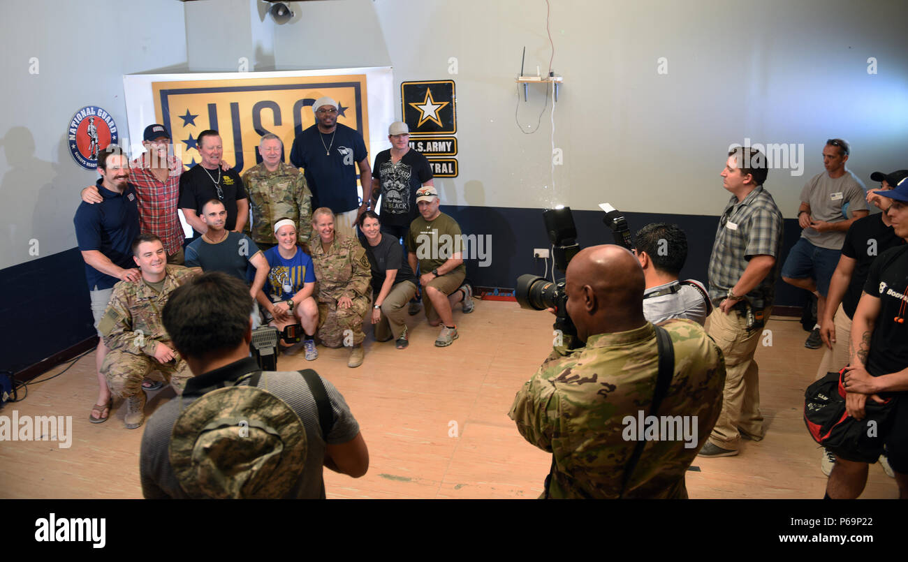 Uso Kuwait U.S. service members posed with USO performers during the first ...