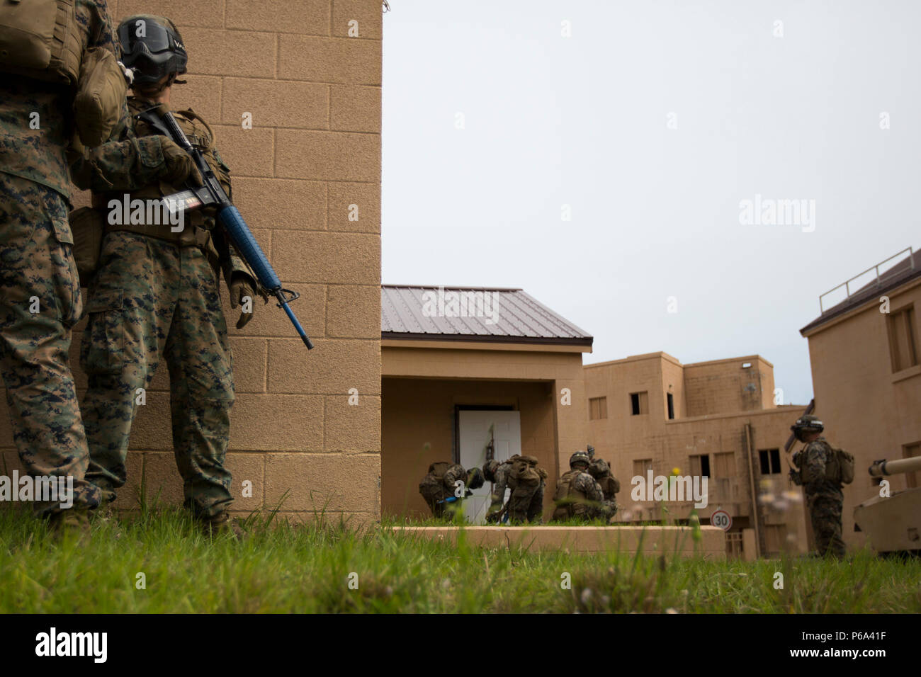 Marines from the Advanced Infantry Course at School of Infantry‑East ...