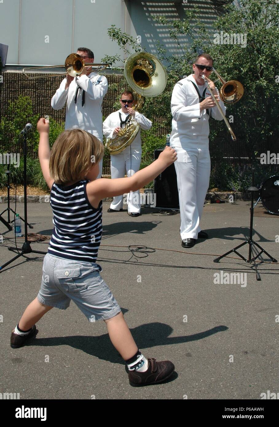 David brent hi-res stock photography and images - Page 12 - Alamy, image size:908x1390