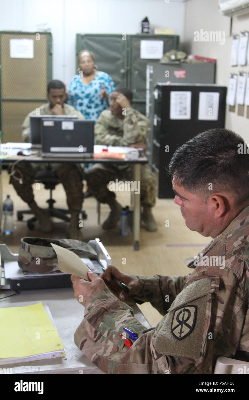 Standard army maintenance system hires stock photography and images