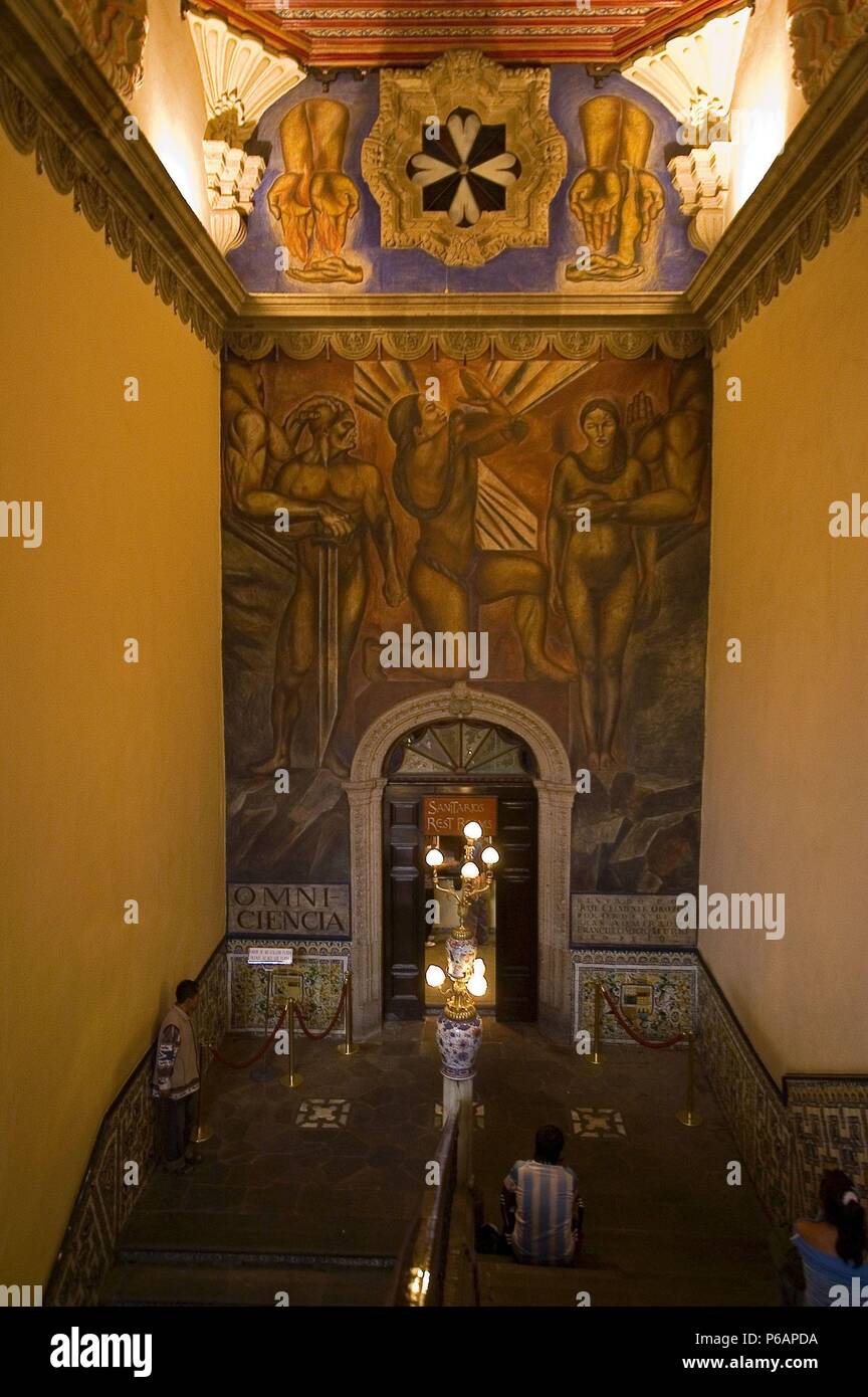 Los azulejos hi-res stock photography and images - Alamy, image size:864x1390