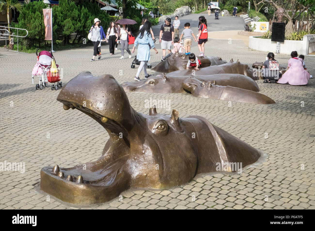 Hippo,hippopotamus,sculpture,Taipei Zoo,zoo,animals,Taipei,Taipei City,Taiwan,city,island,Republic of China,ROC,China,Chinese,Taiwanese,Asia,Asian Stock Photo