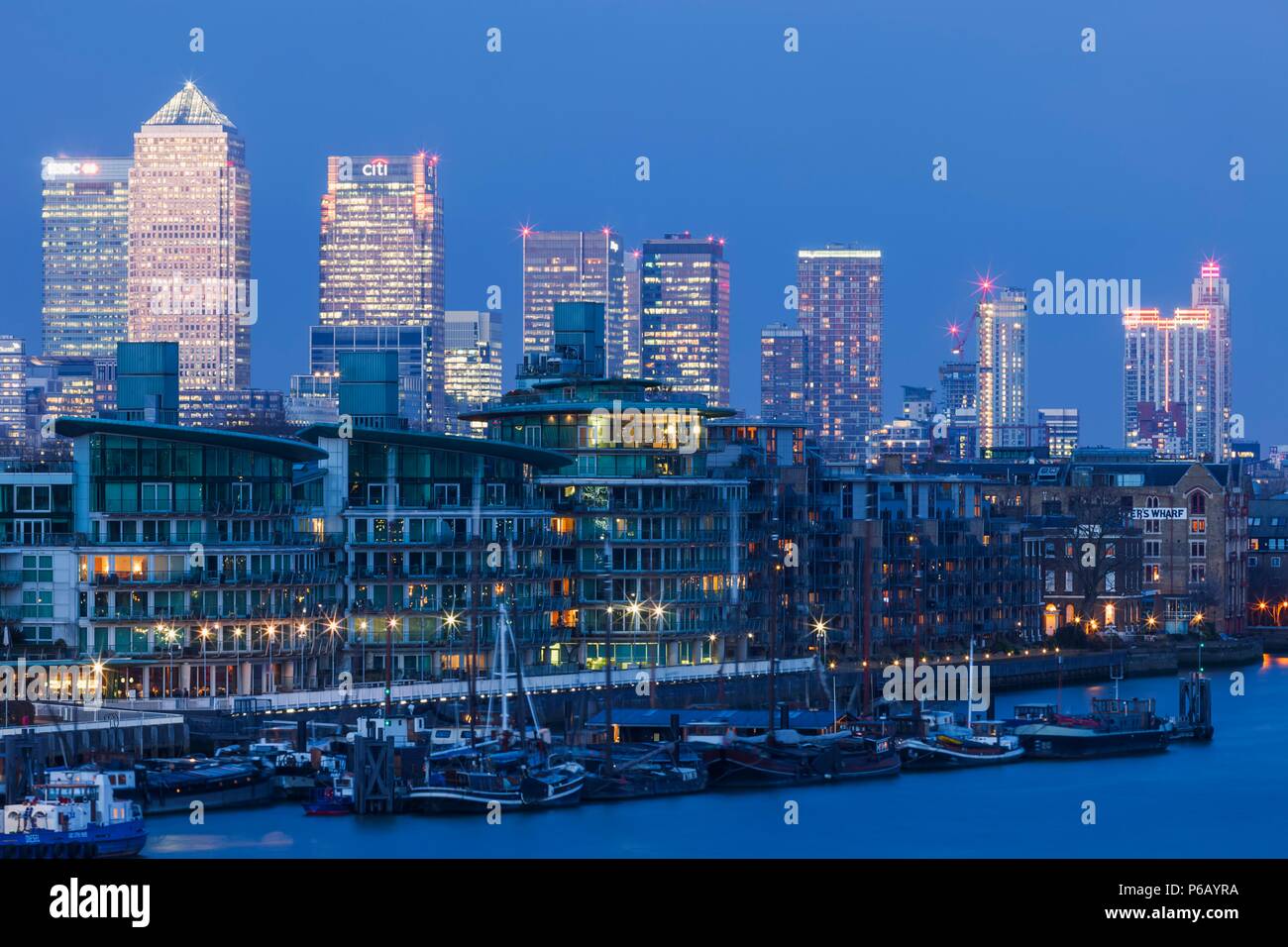 England, London, Canary Wharf and Docklands Skyline Stock Photo - Alamy
