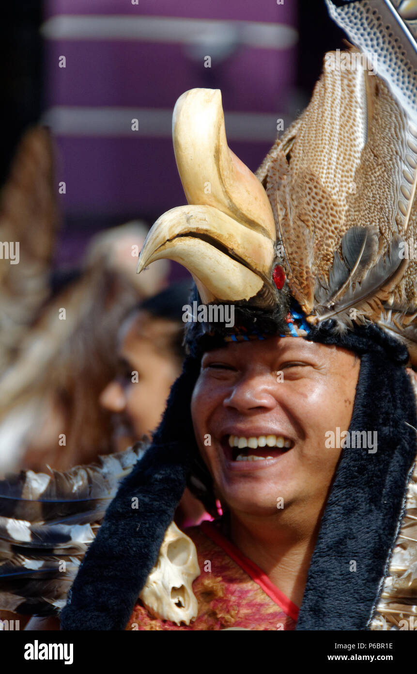 Iban man in traditional dress, Gawai festival, Kuching, Borneo, Sarawak, Malaysia with hornbill headdress Stock Photo
