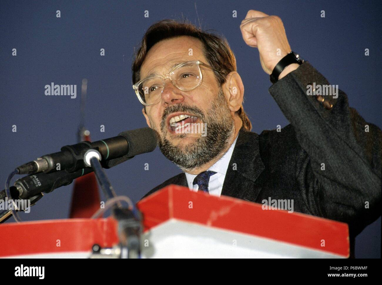 SOLANA , JAVIER. POLITICO ESPAÑOL. MADRID1942 -. DURANTE UN MITIN DEL PSOE  Stock Photo - Alamy