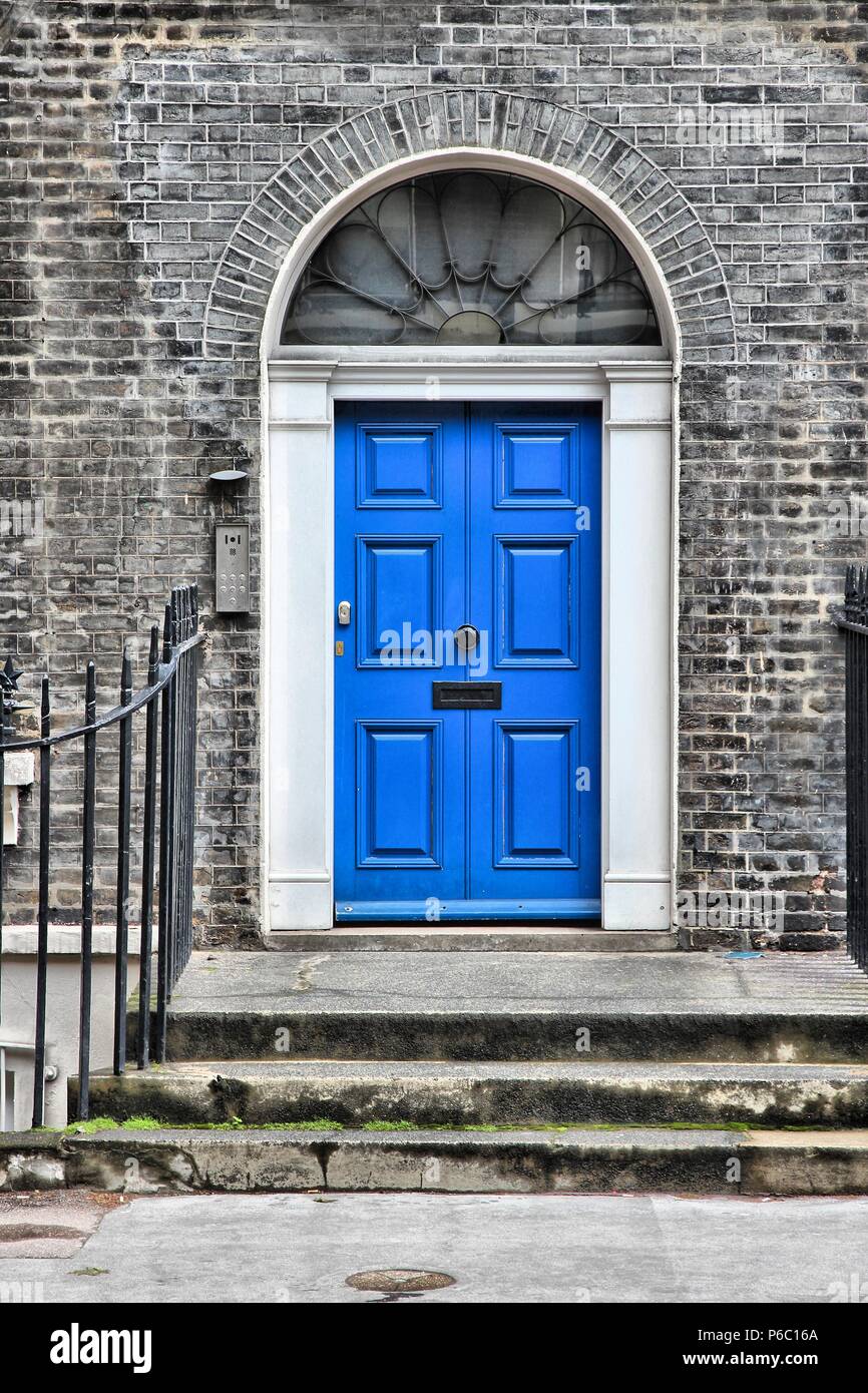 London, United Kingdom - Typical Georgian Architecture Door Stock Photo ...