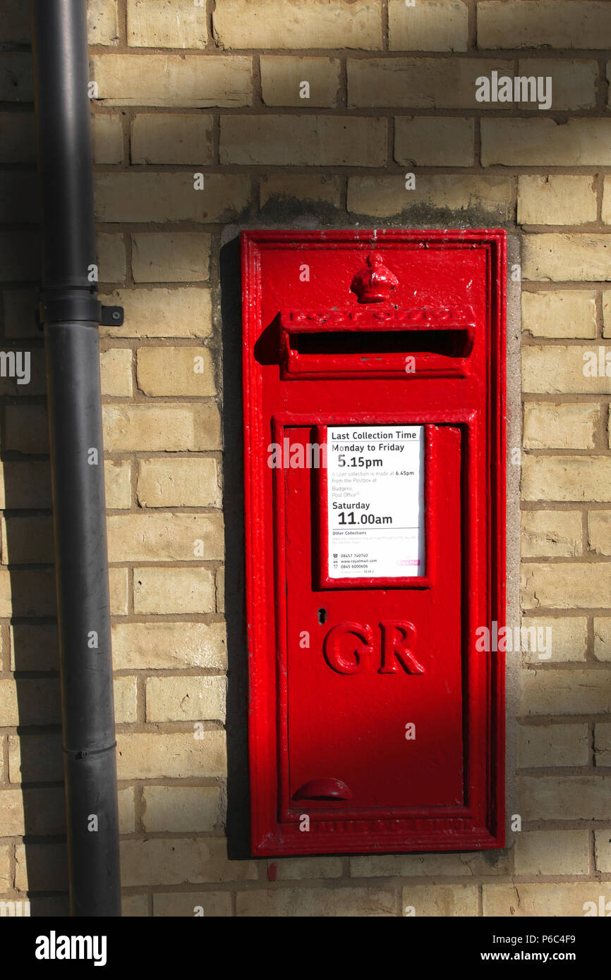 A George VI Wall post box , England Stock Photo