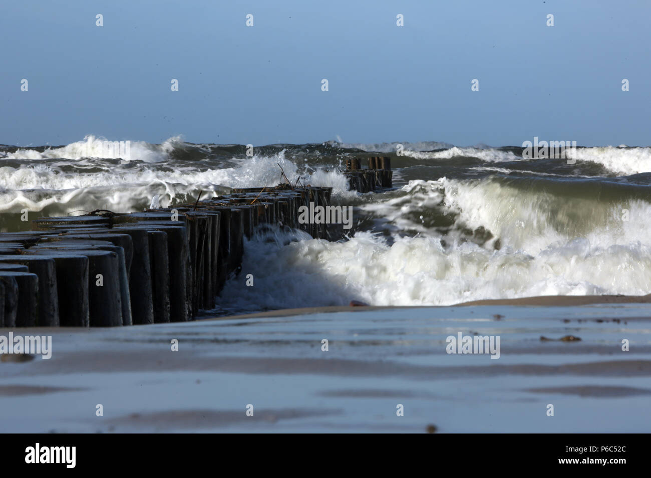 Swell of the sea hi-res stock photography and images - Alamy