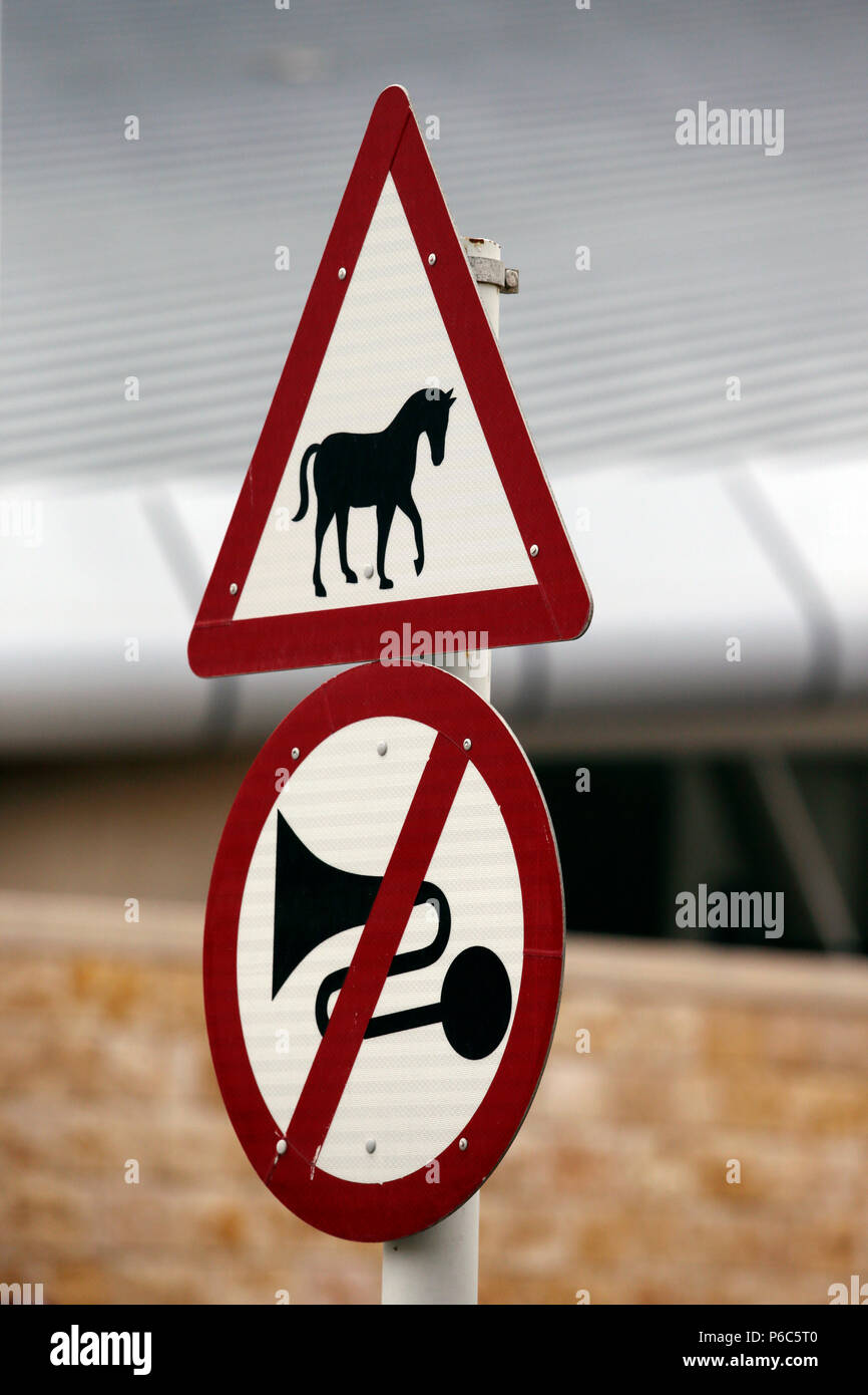 Doha, Signs - Attention horses, horns prohibited Stock Photo