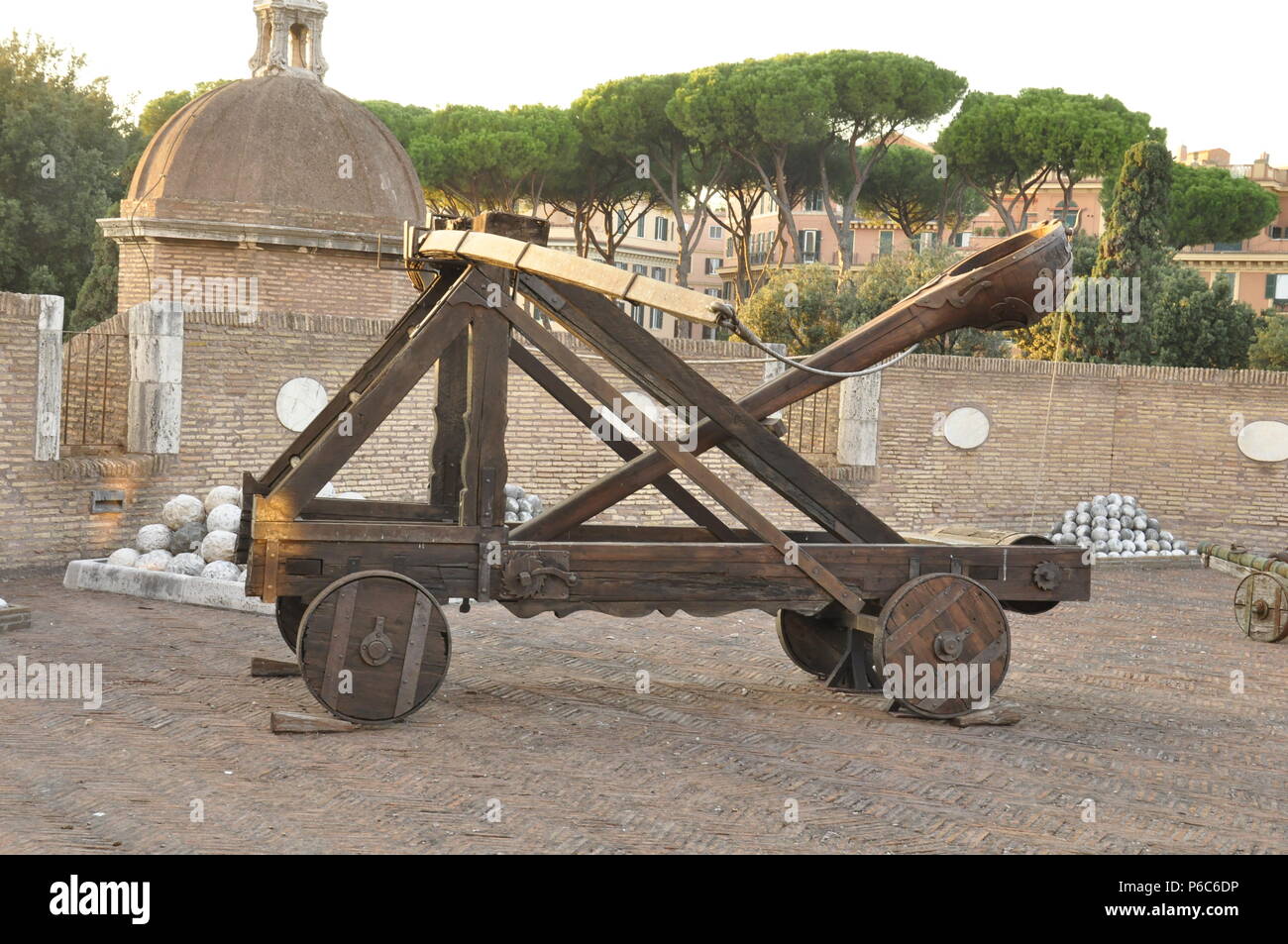 Catapult ball hi-res stock photography and images - Alamy