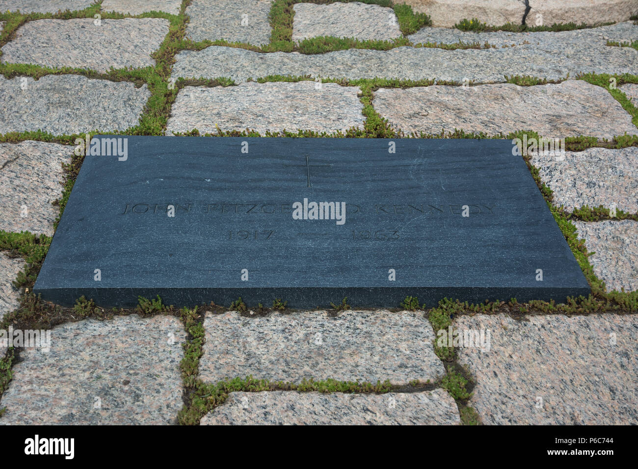 The grave of President John F. Kennedy, Arlington National Cemetery, Arlington, Virginia, USA Stock Photo