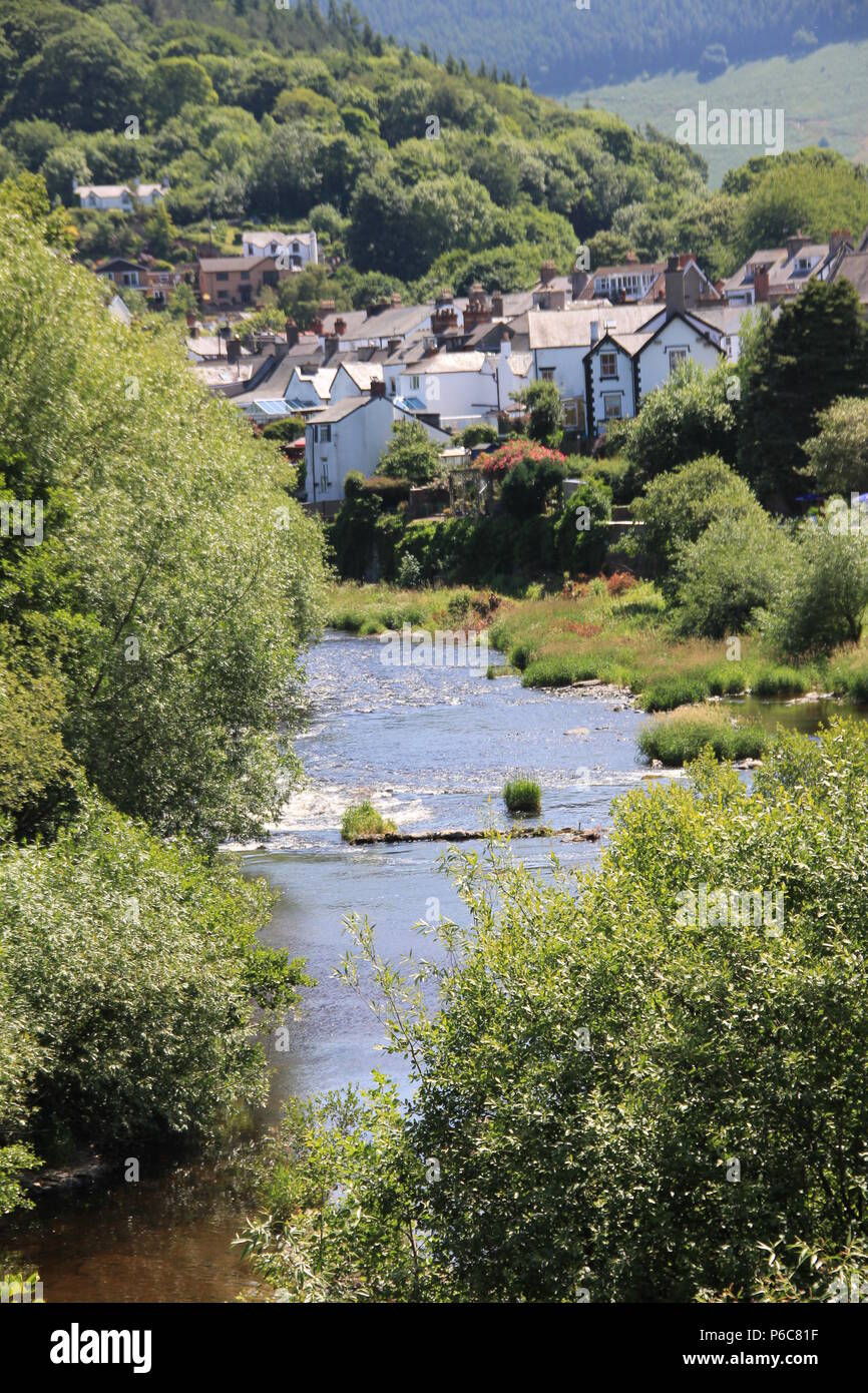 River walk and Horseshoe Falls Stock Photo Alamy