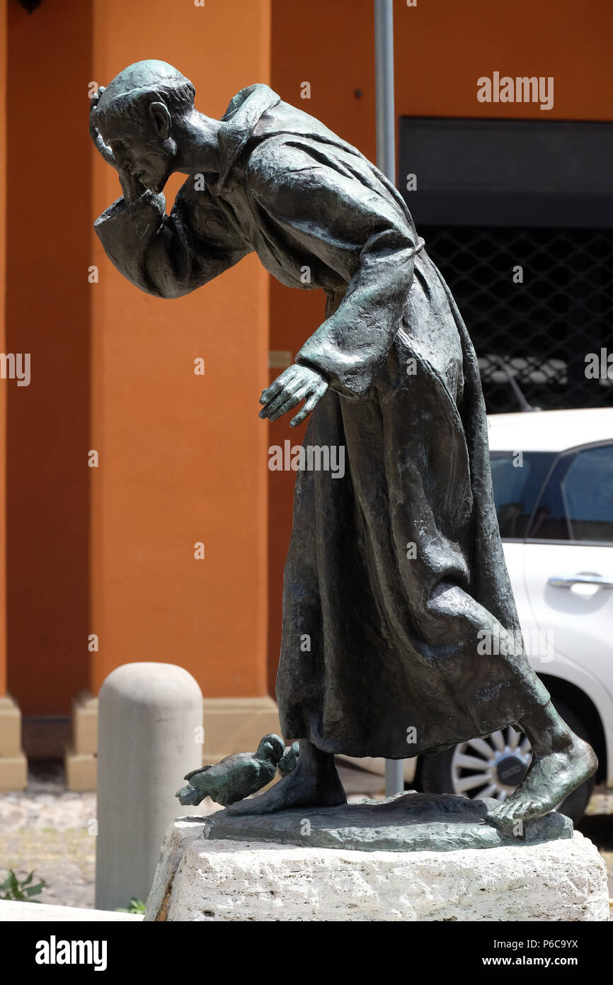 Home & Living Francis Car Statue St Statues Home Décor