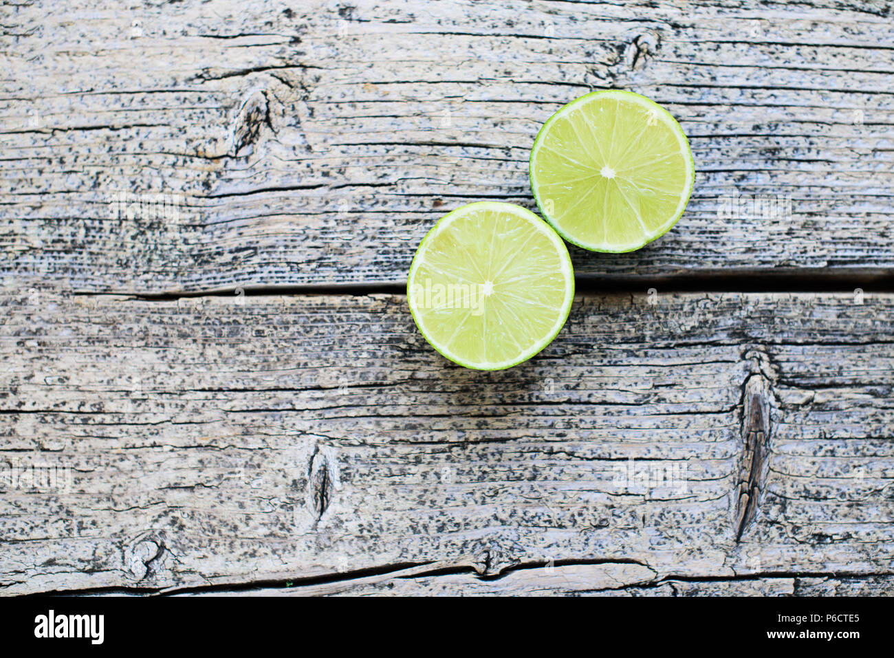 Lime cut open hi-res stock photography and images - Alamy