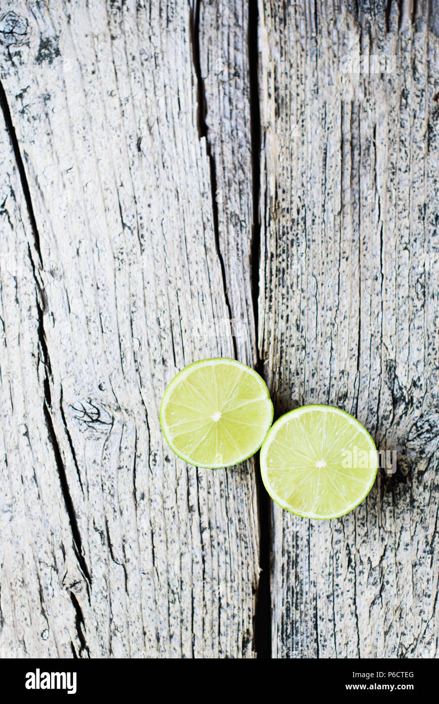 Lime cut open hi-res stock photography and images - Alamy