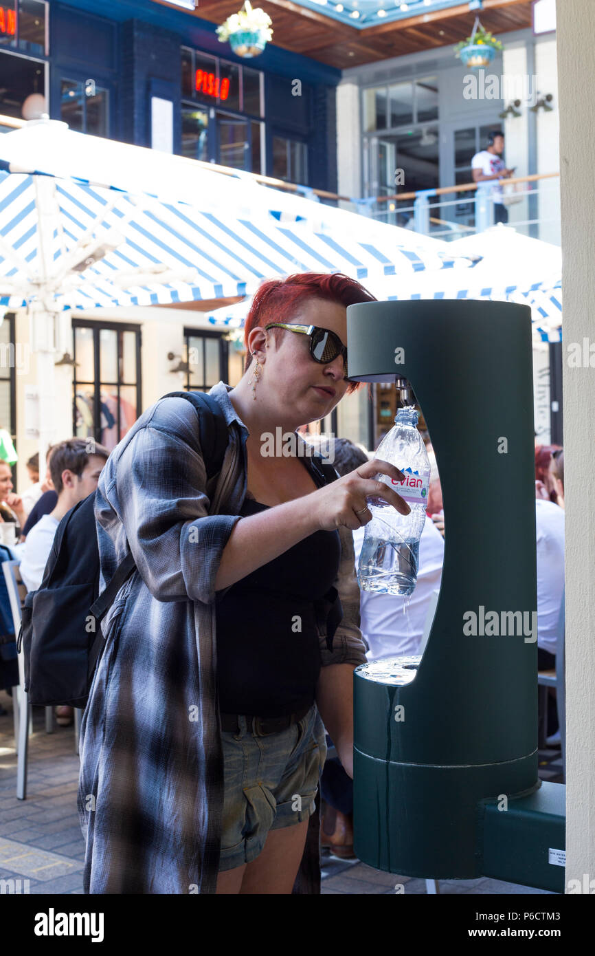 Refill water london hires stock photography and images Alamy