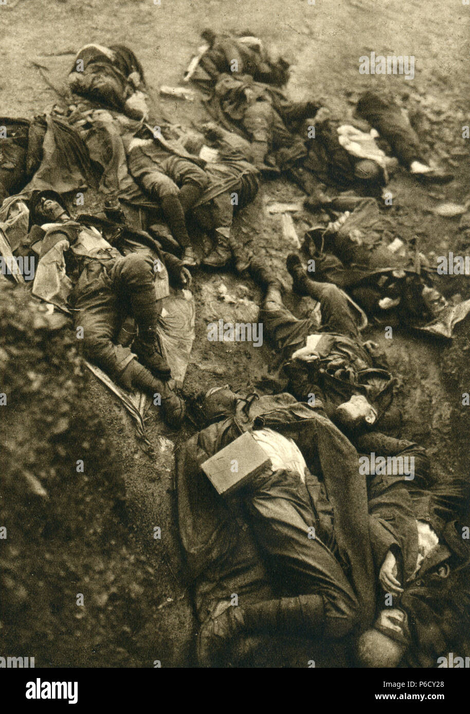 soldier cemetery, battlefield, Italian soldiers, ww1, wwi, world war one Stock Photo