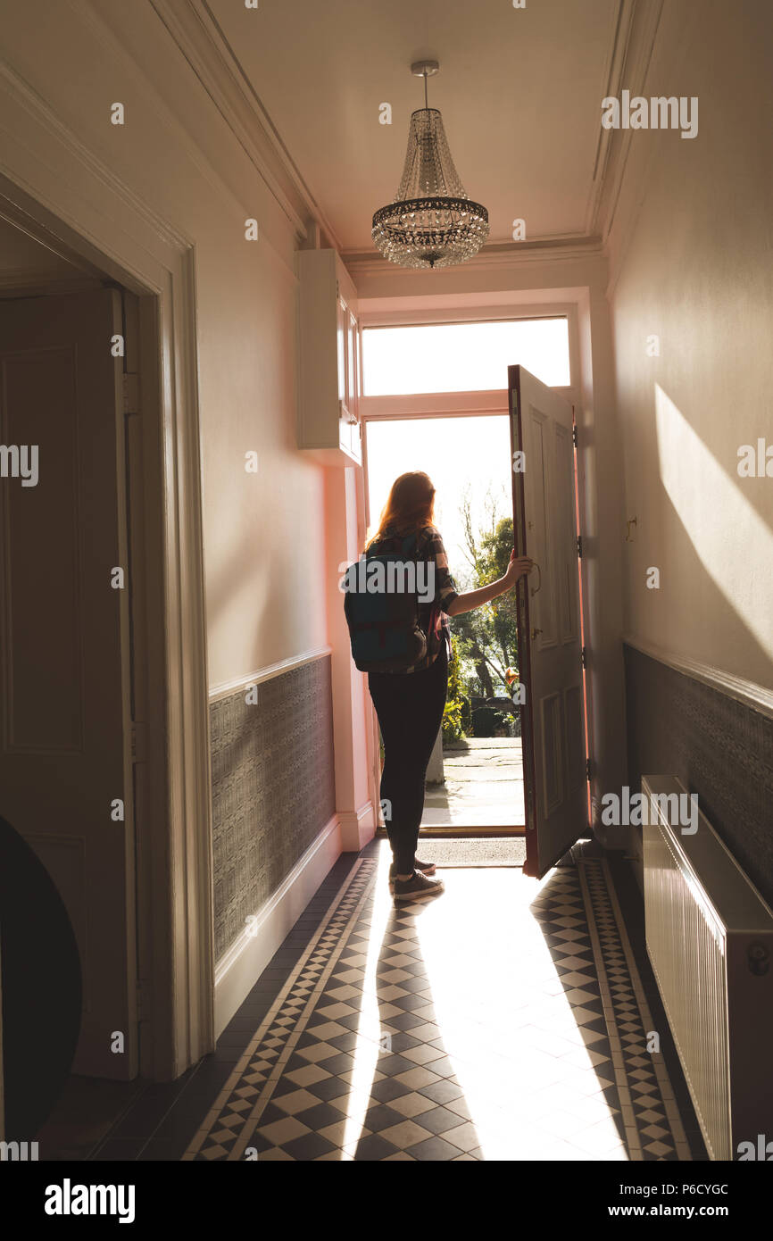 Opening front hires stock photography and images Alamy