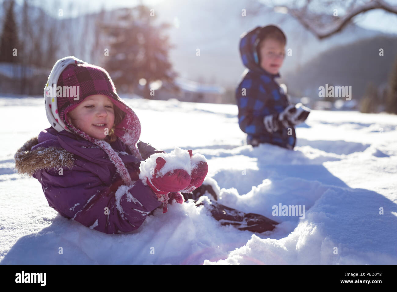 Siblings playing in nature hi-res stock photography and images - Alamy