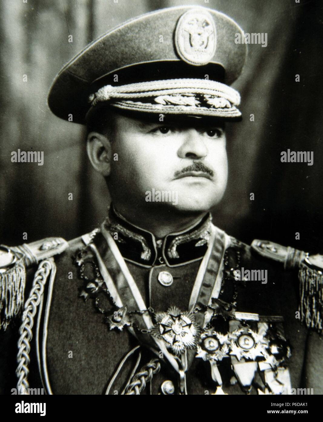 Guillermo rodriguez lara hires stock photography and images Alamy