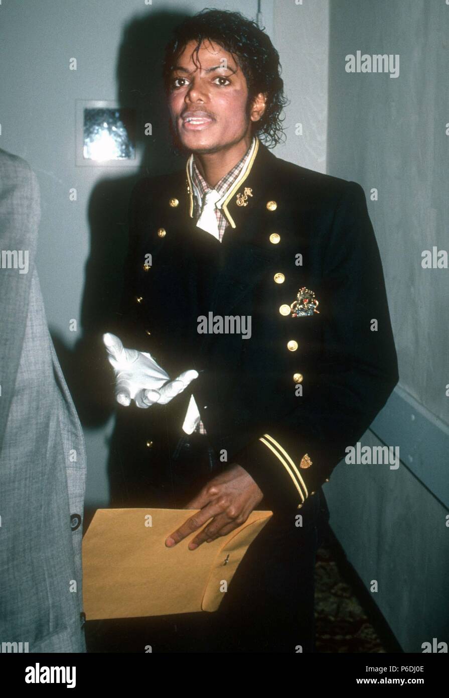 MICHAEL JACKSON 1984 A DIFFERENT LOOK 1xRARE8x10 PHOTO 