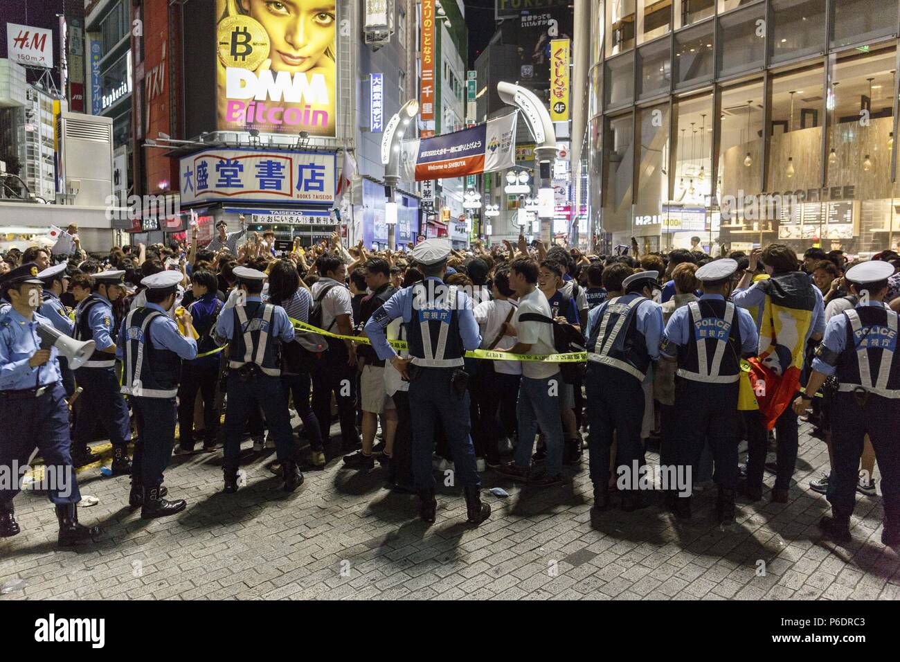 Shibuya Soccer Stock Photos & Shibuya Soccer Stock Images ... Shibuya Soccer Stock Photos & Shibuya Soccer Stock Images ... - 1300 x 956 jpeg 230kB