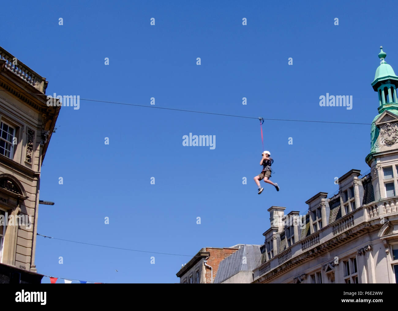 Running city streets aerial hires stock photography and images Alamy