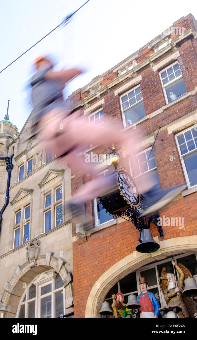 Running city streets aerial hires stock photography and images Alamy