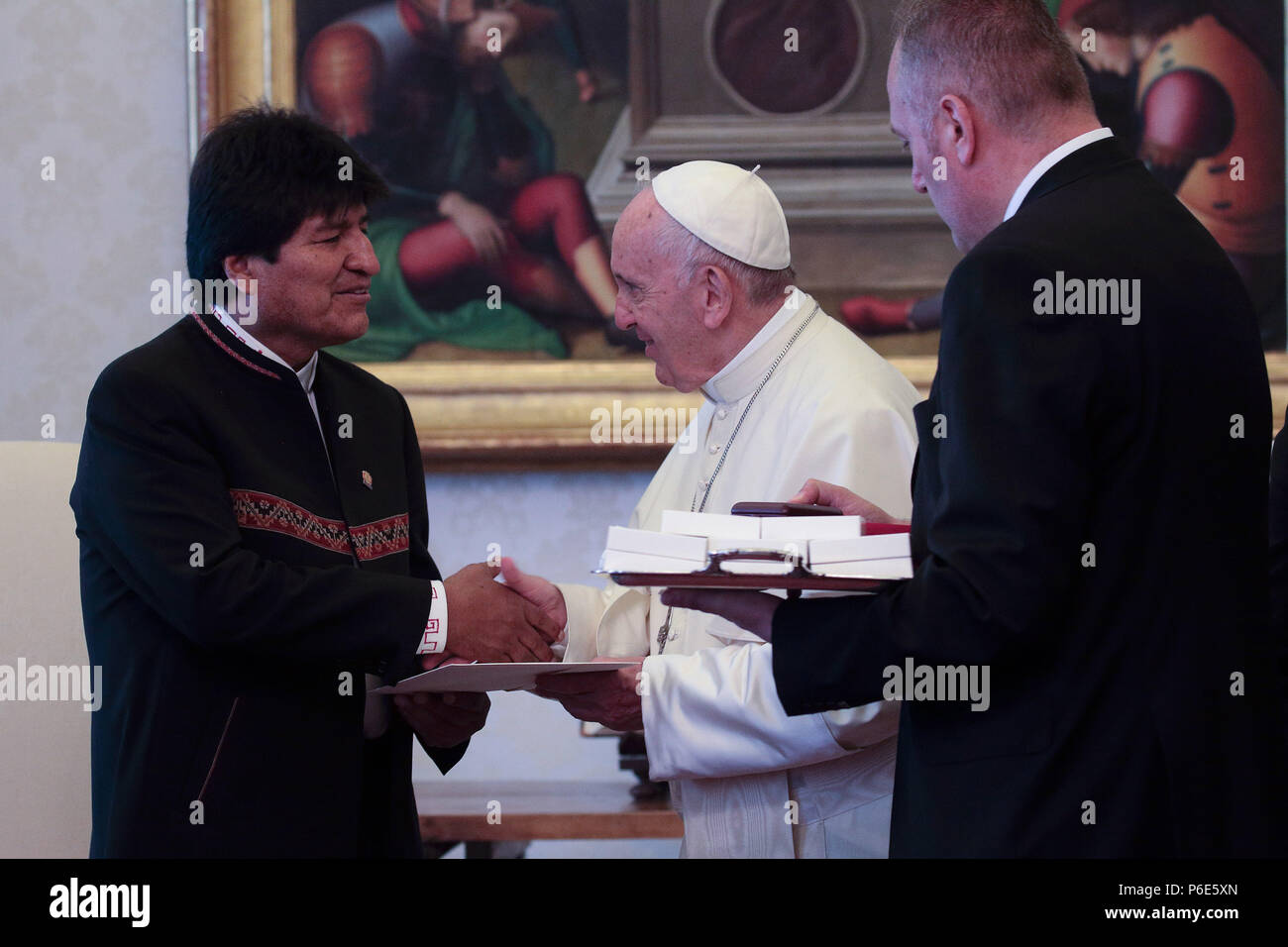 Vatican City, June 30, 2018 - Vatican City (Holy See) POPE FRANCIS meets Bolivian President EVO MORALES AYMA at the Vatican. Credit: Evandro Inetti/ZUMA Wire/Alamy Live News Stock Photo