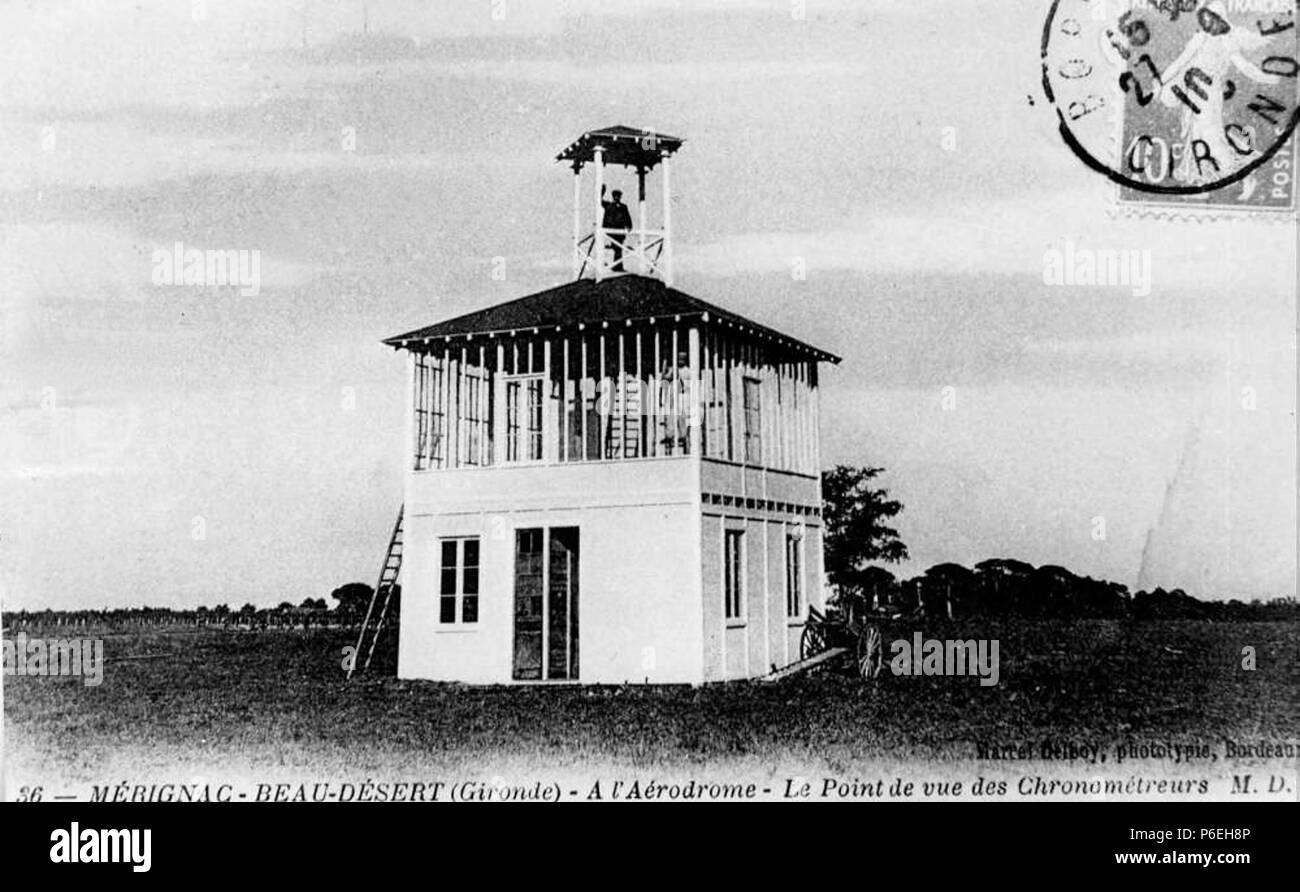 MERIGNAC/AERODROME BEAUDESERT AUTREFOIS - PHOTO ARCHIVES SUD-OUEST ( MERIGNAC ) 7 Beau-Désert - Chronométreurs Stock Photo