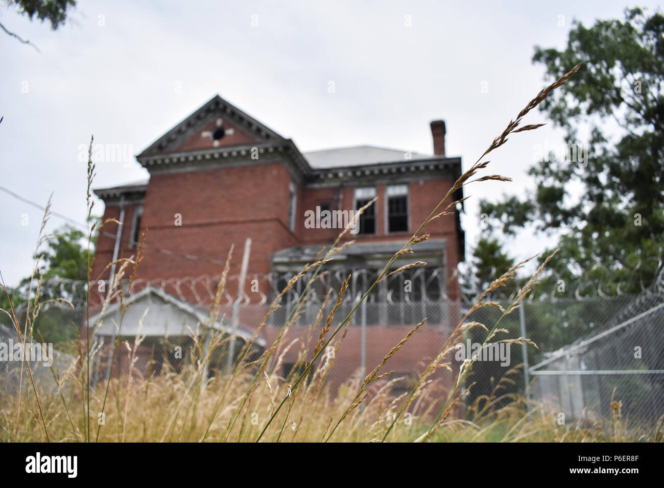 Stonewall jackson school hires stock photography and images Alamy