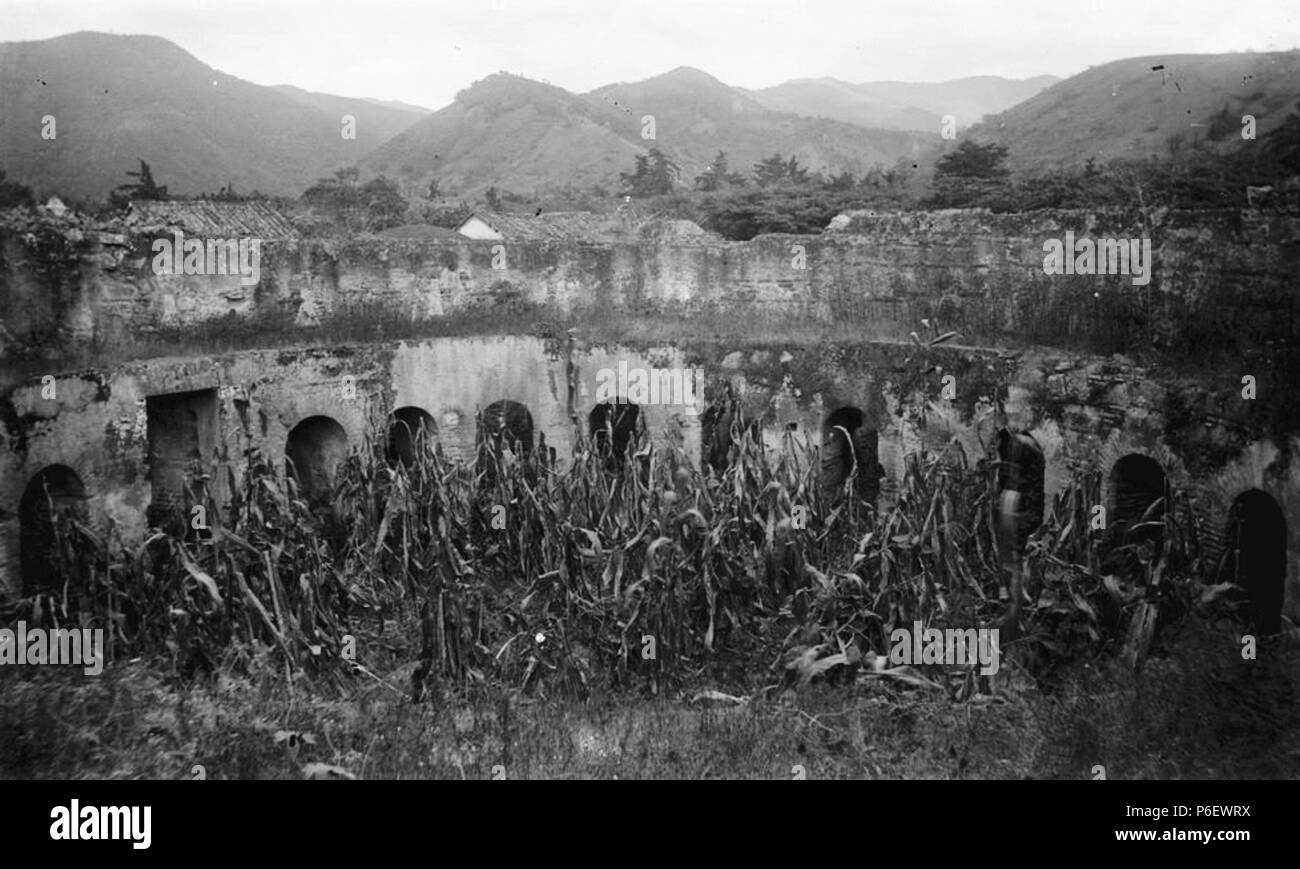 Español Fotografías de Juan José de Jesús Yas de los alrededores de