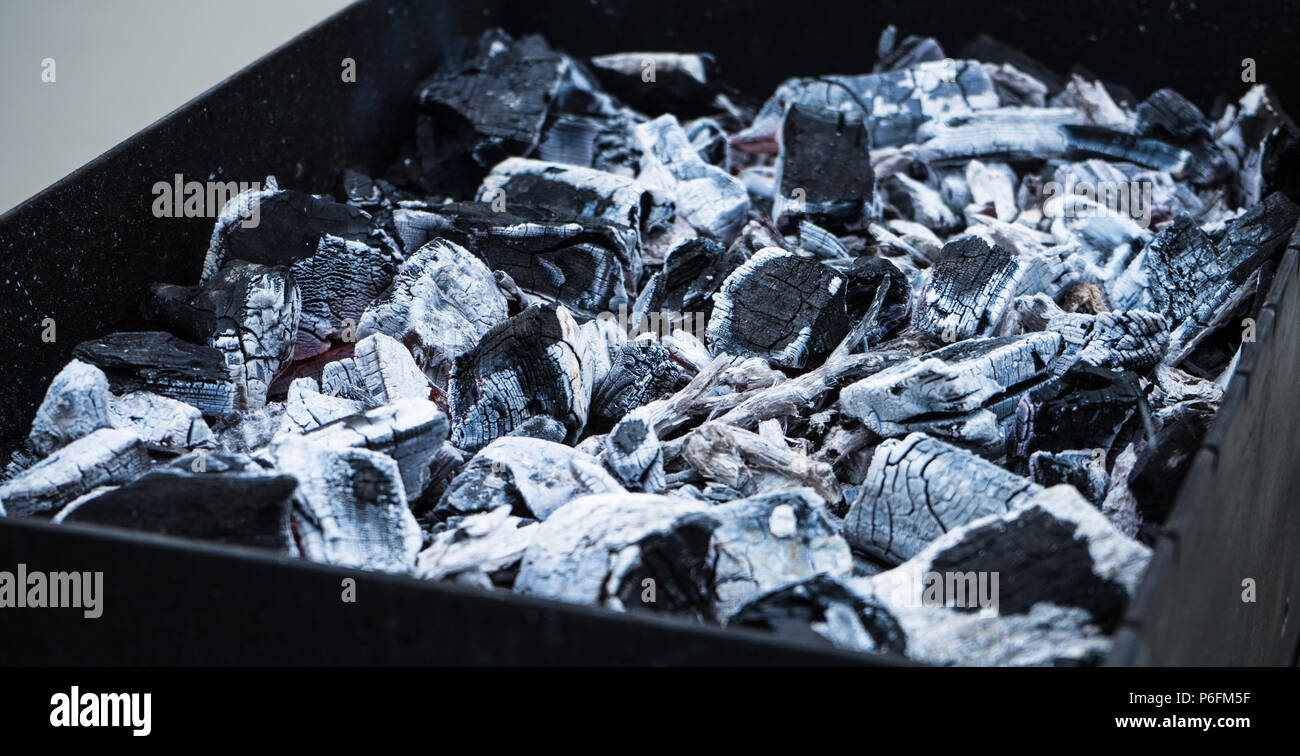 Coal for bbq hires stock photography and images Alamy