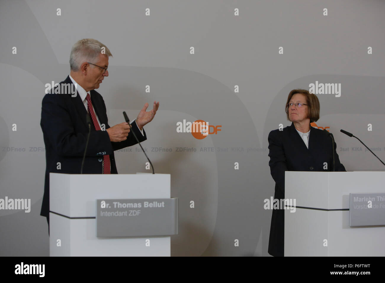 Mainz, Germany. 29th June, 2018. Thomas Bellut (left), the director general (Intendant) of the ZDF, and Marlehn Thieme (right), the chairwoman of the ZDF Television Board (ZDF-Fernsehrat), are pictured at the press-conference. The Television Board of the German public-service television broadcaster ZDF (Zweites Deutsches Fernsehen) met for their 9. meeting of its XV. term of office in Mainz. The chairwoman of the Television Board Marlehn Thieme was re-elected to her position in the scheduled midterm election of the 3 seats of the presidium. Credit: Michael Debets/Pacific Press/Alamy Live News Stock Photo