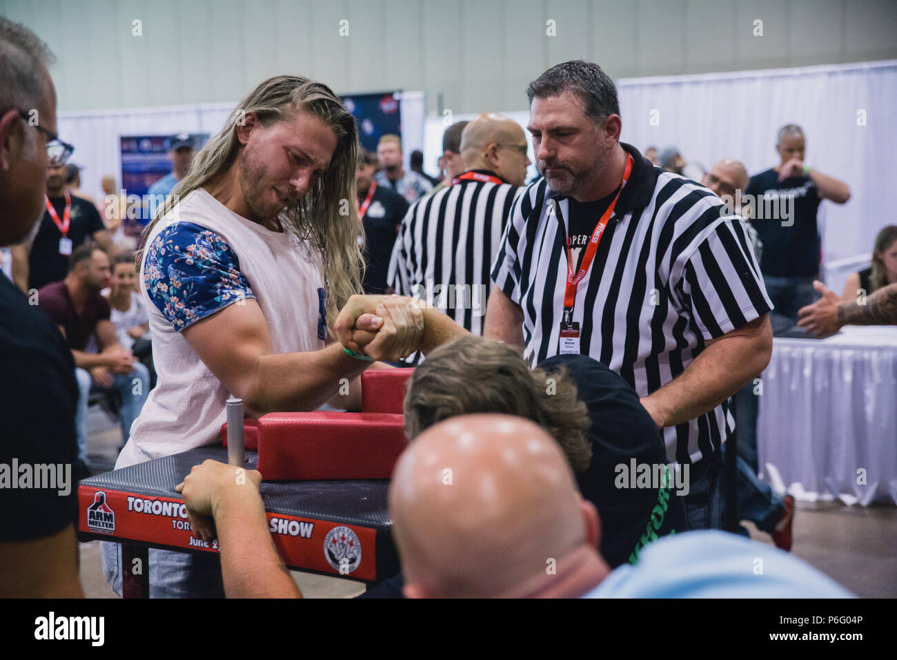 men arm wrestling match Stock Photo Alamy