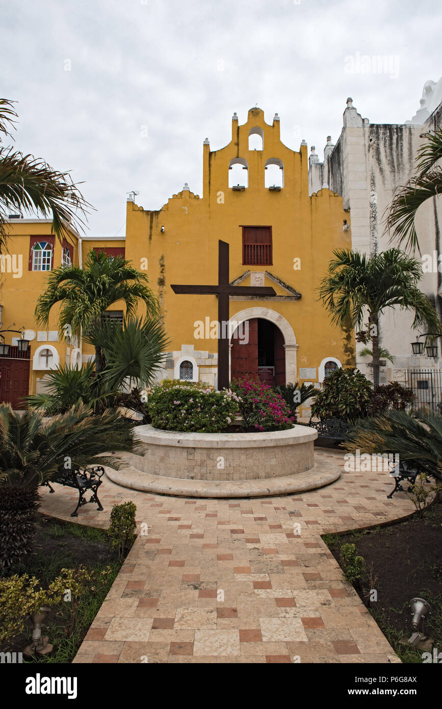 garden of the cathedral san francisco de campeche with museum, mexico Stock Photo